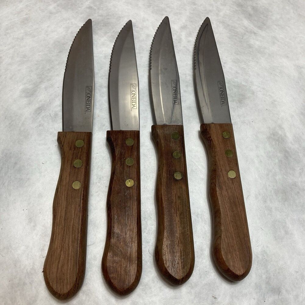 4 Oneida Steak Knives Wood Handles Stainless Serrated Blades  Chunky Vintage